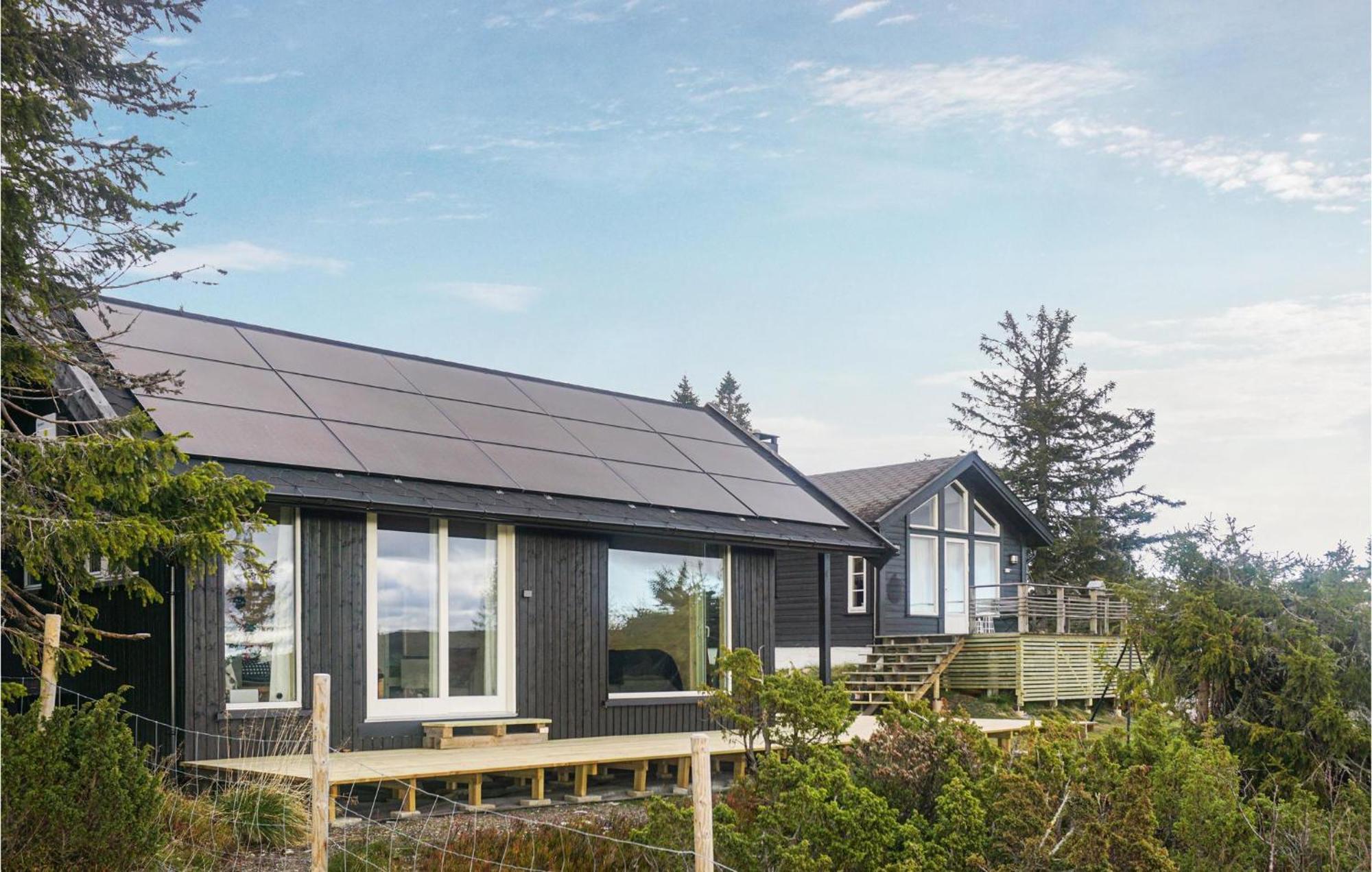 Amazing Home In Sjusjoen With Kitchen 외부 사진