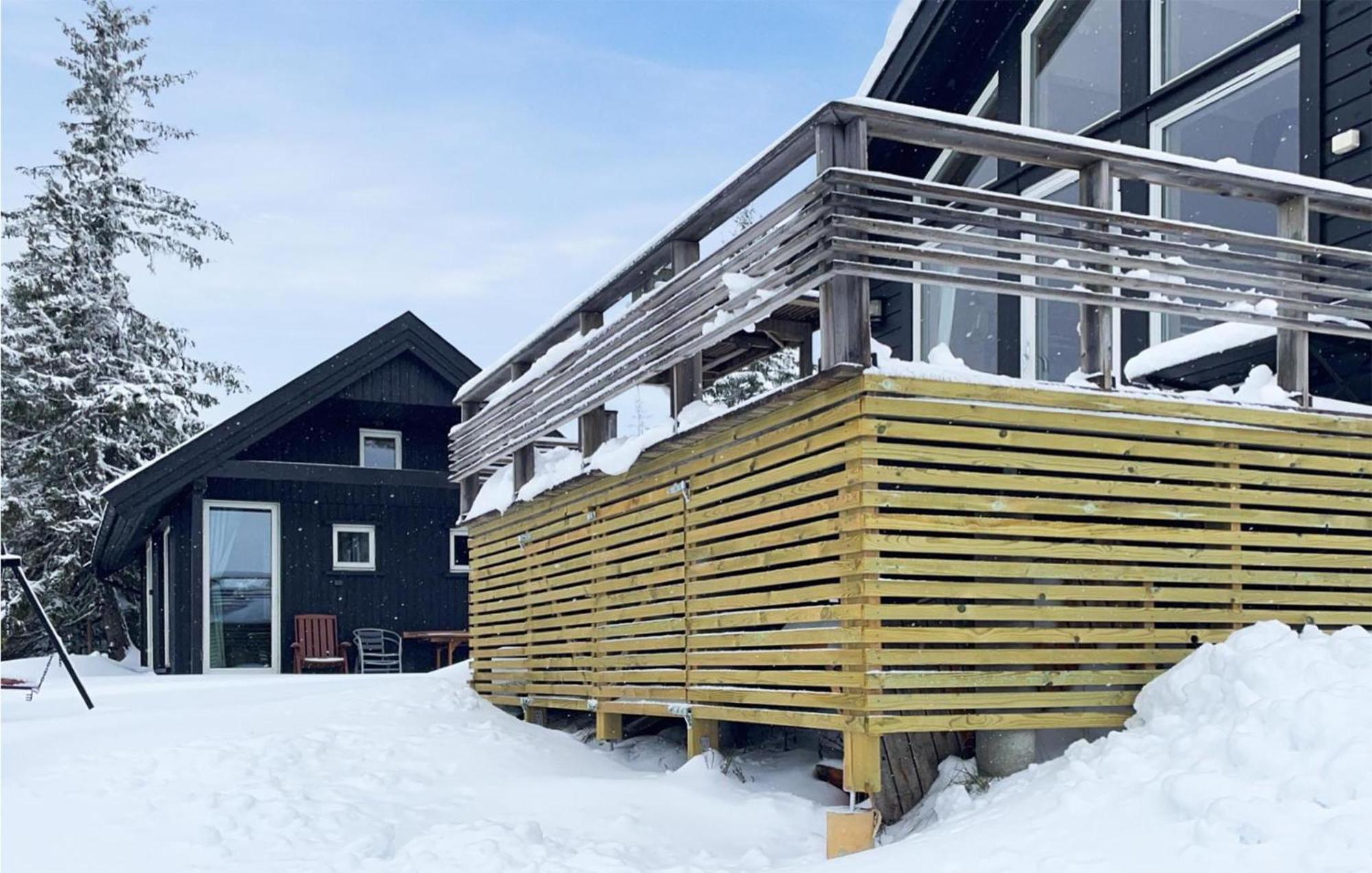Amazing Home In Sjusjoen With Kitchen 외부 사진